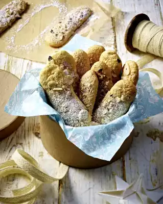 Hazelnut Ladyfingers Recipe