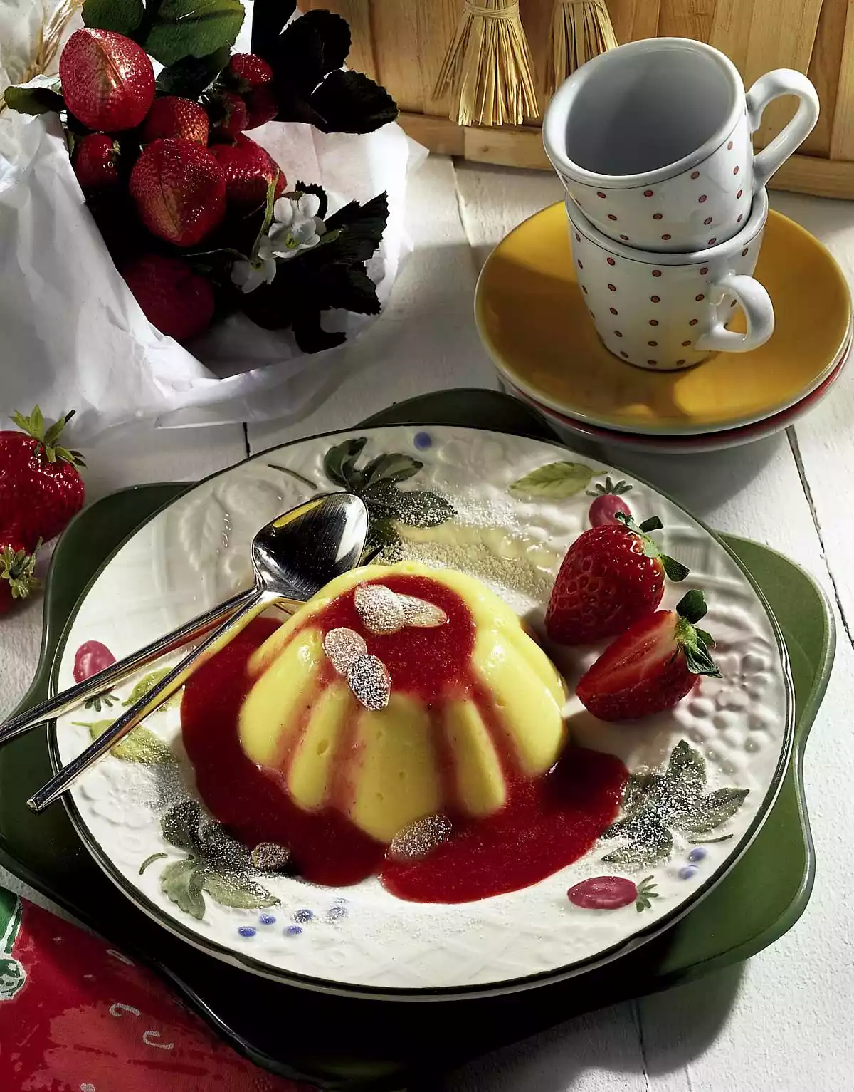 Almond Pudding With Strawberry Sauce Recipe