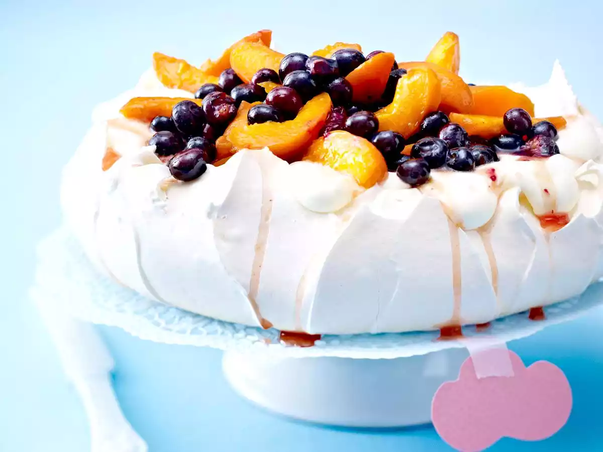 Apricot Blueberry Pavlova Recipe