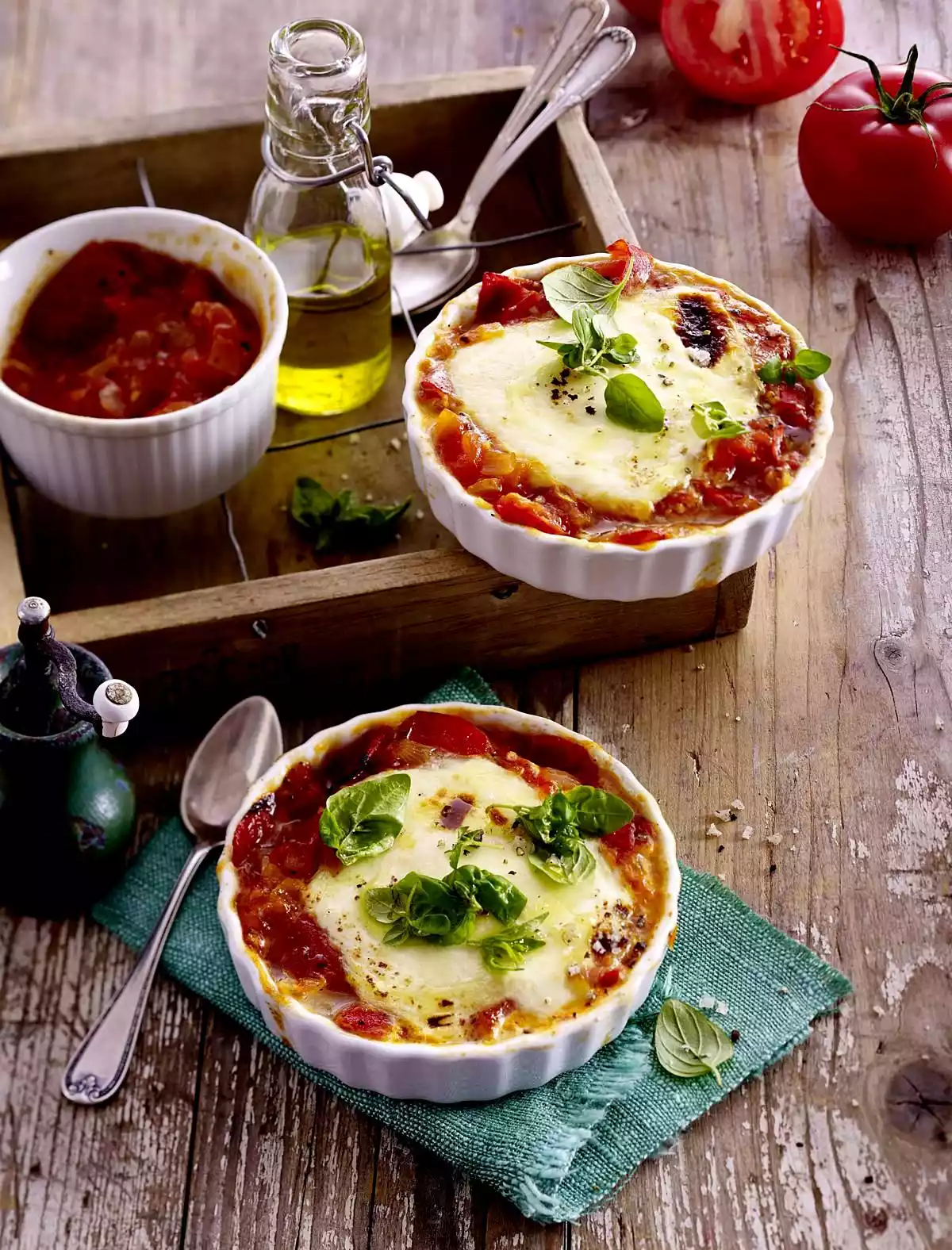 Baked Mozzarella With Tomato Chutney Recipe