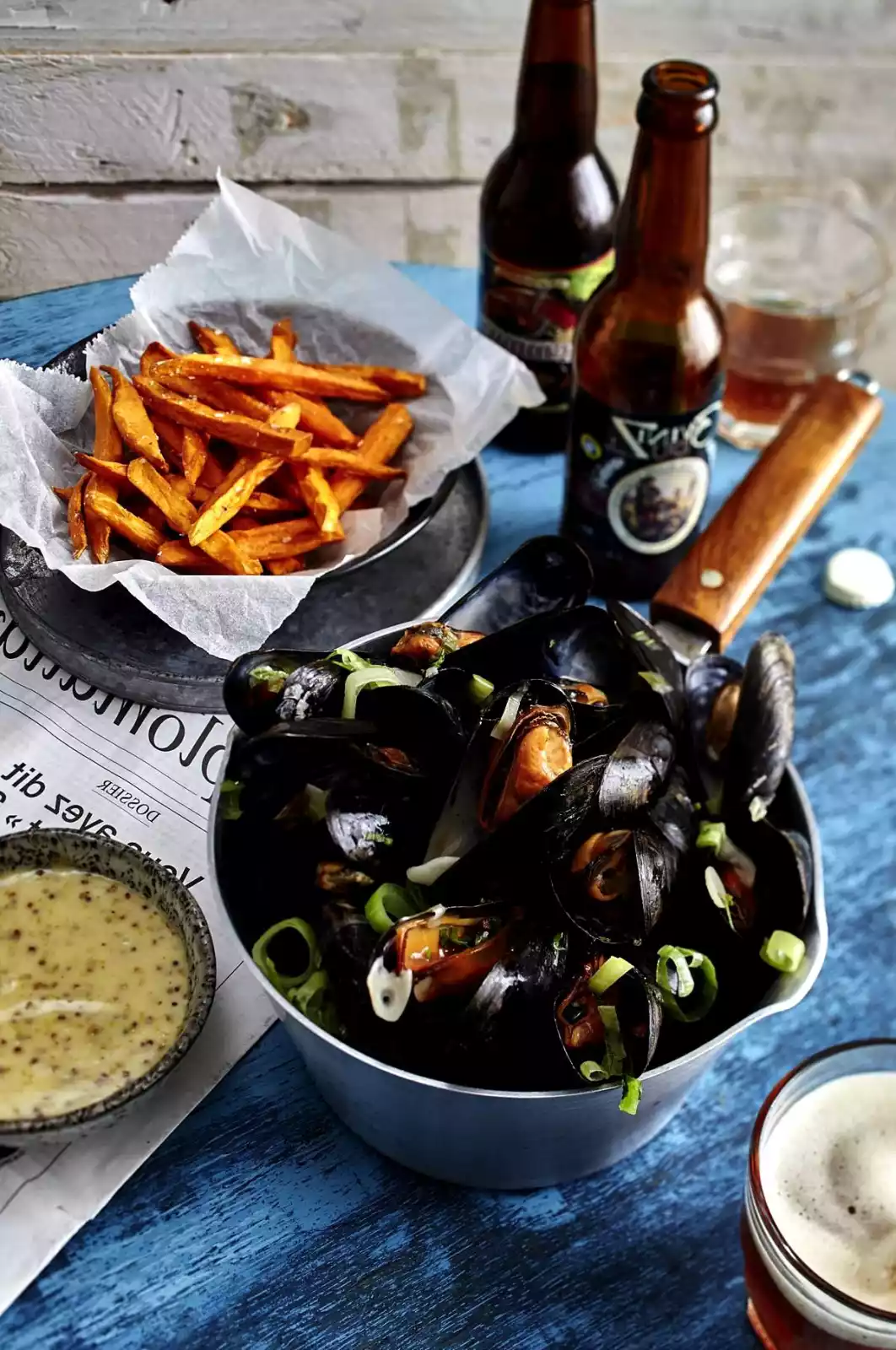 Belgian Mussels With French Fries (moules Frites) Recipe