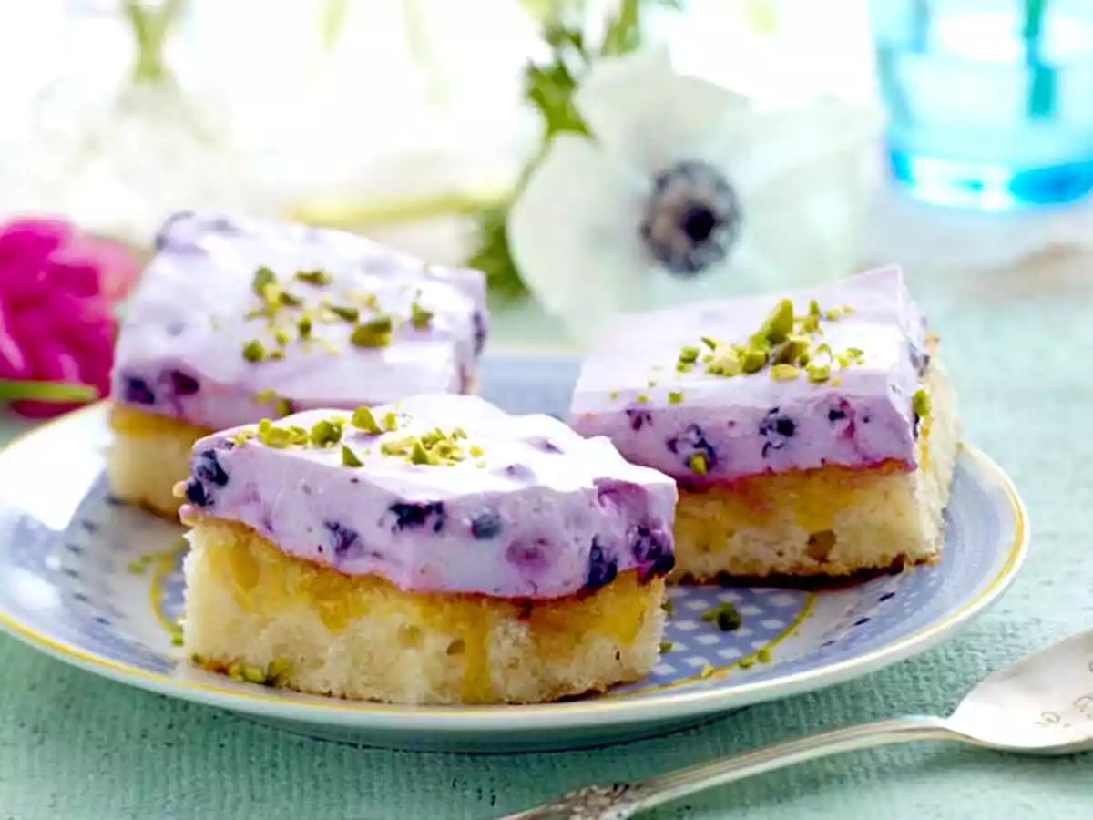 Blueberry Yoghurt Cubes Recipe