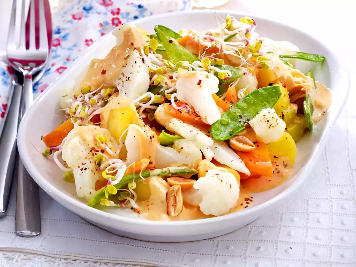 Cauliflower Salad With Peanut Sauce Recipe