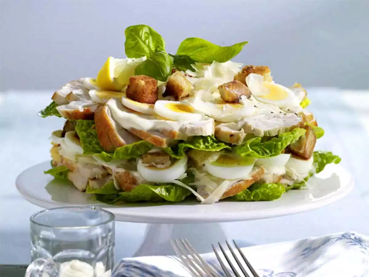 Ceasar's Salad With Chicken Recipe