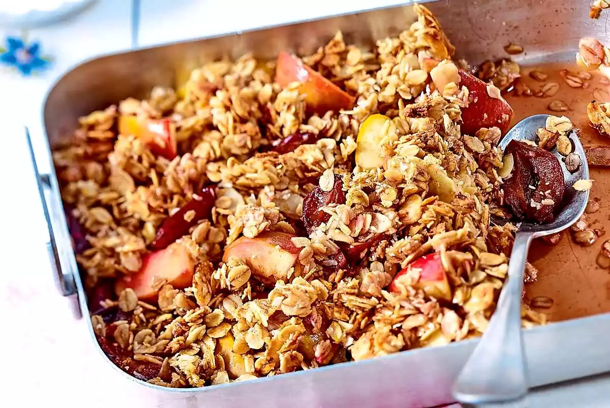 Crispy Crumble With Apples And Plums Recipe