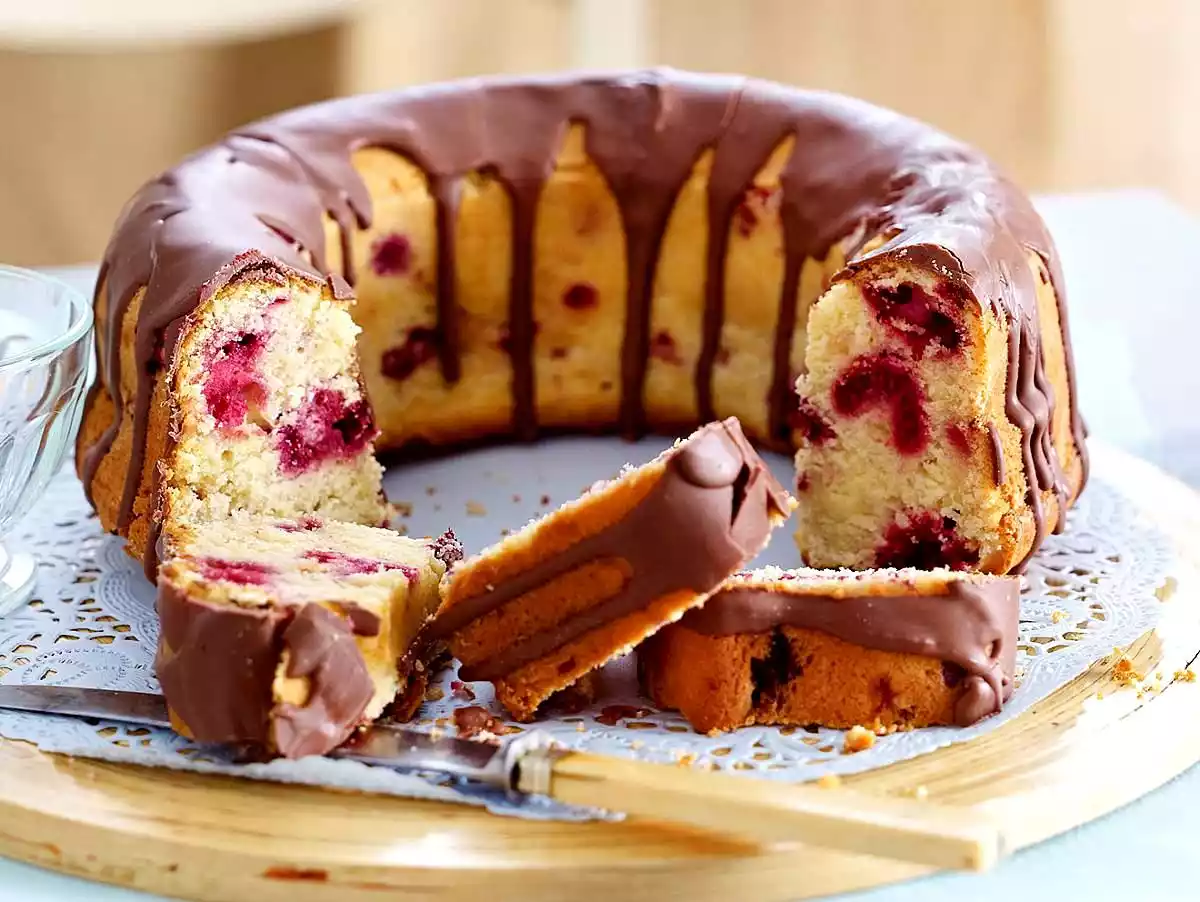 Fast Raspberry Yoghurt Wreath Recipe