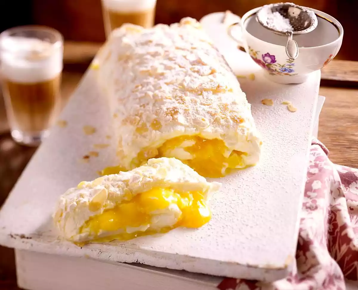 Filled Meringue Roll Recipe