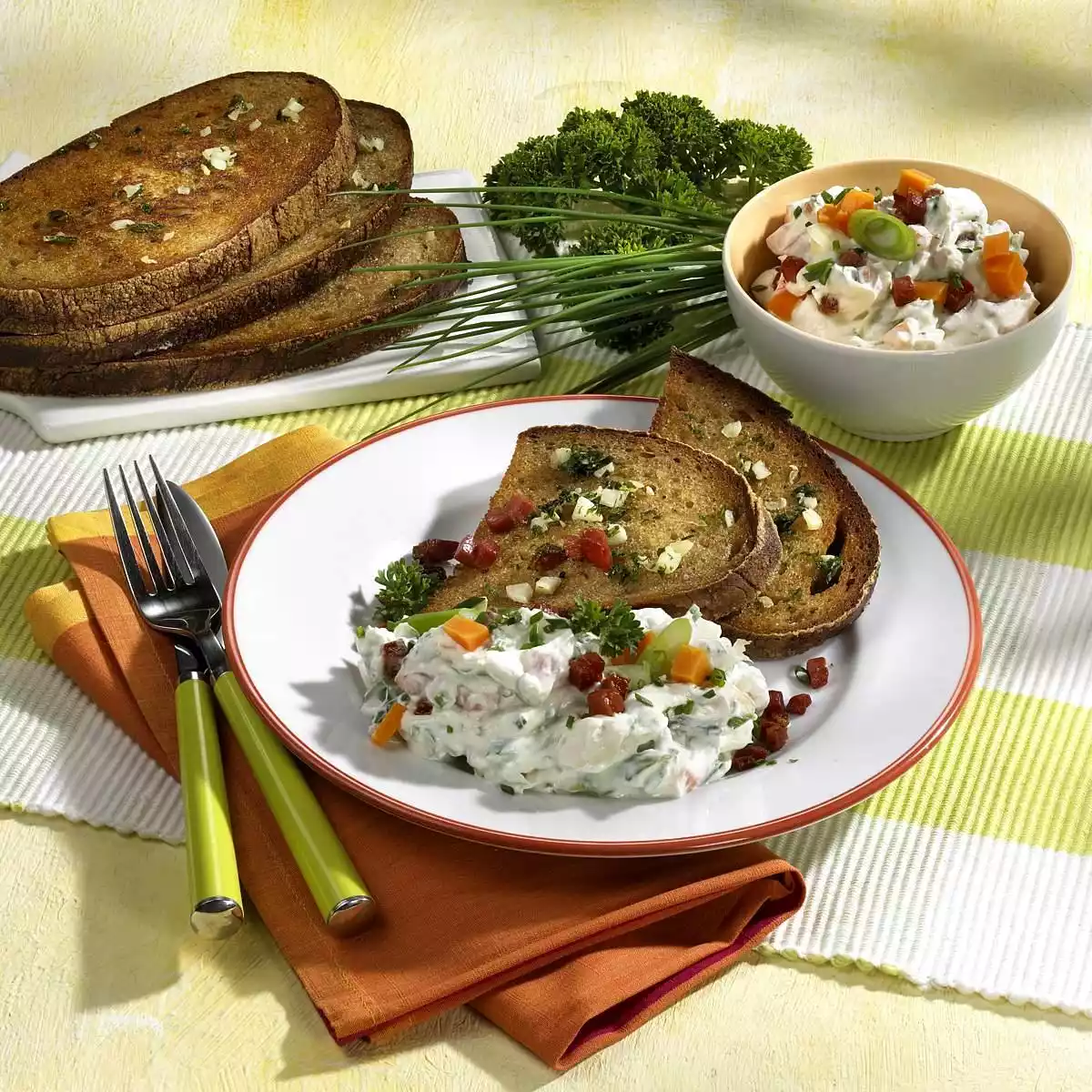 Garlic Slices With Herb Curd Recipe