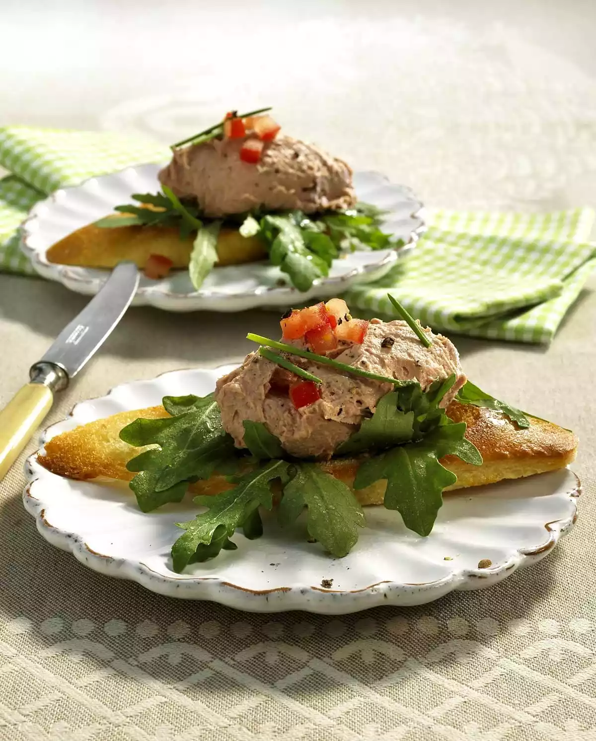 Liver Cream On Bread Chips Recipe