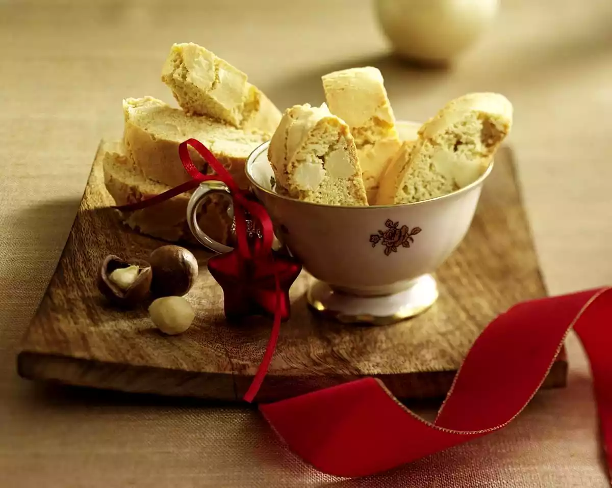 Macadamia Cantuccini Recipe