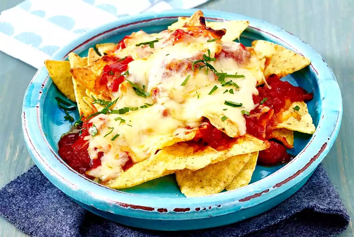 Nachos Au Gratin With Salsa And Cheese Recipe