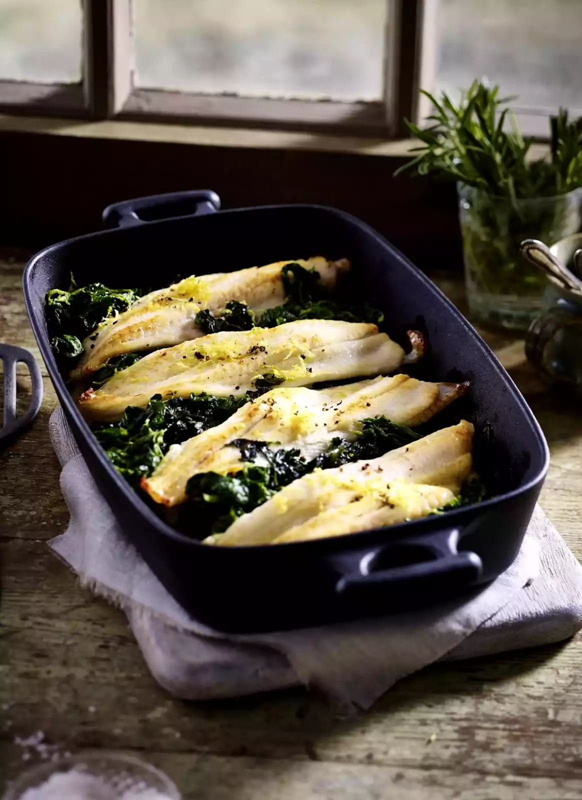 Plaice Fillets With Creamed Spinach Recipe
