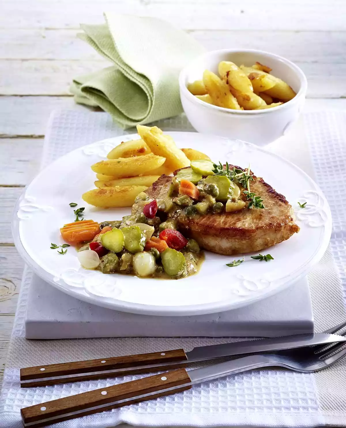 Pork loin steaks with Westmoreland sauce and potato noodles
