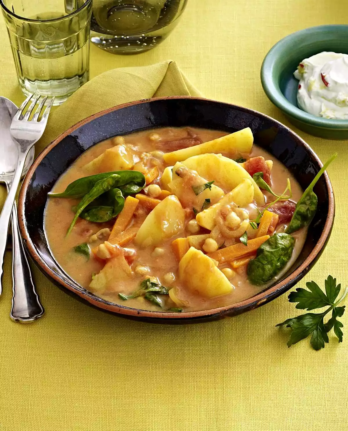 Potato And Spinach Pot Recipe