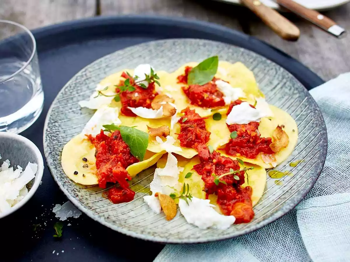Raviolitaler With Tomato Sauce Recipe