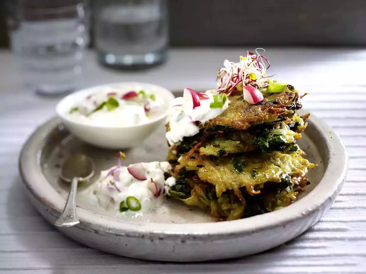 Spinach and potato rösti with radish quark