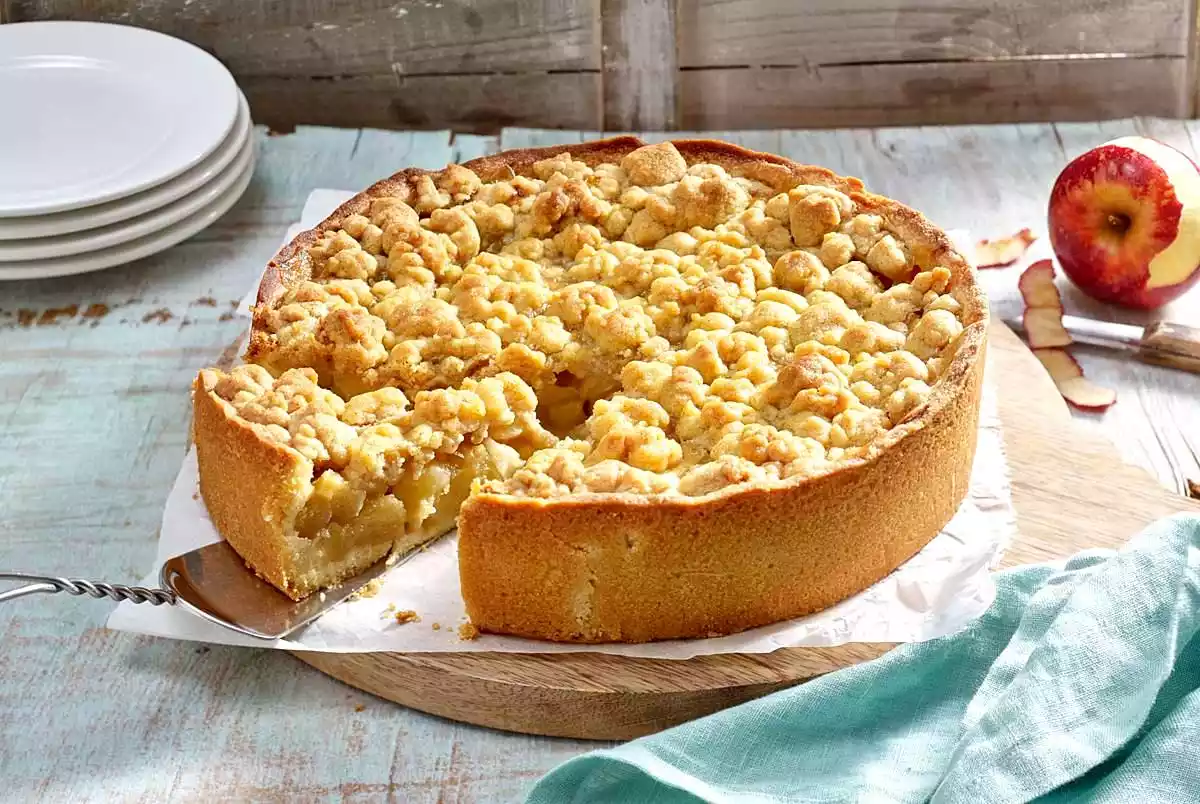 Vegan Apple Pie With Cinnamon Crumbles Recipe